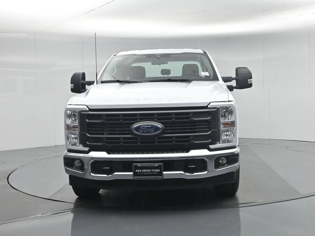 New 2026 Ford F350 XL w/ XL Chrome Package RWD image 22