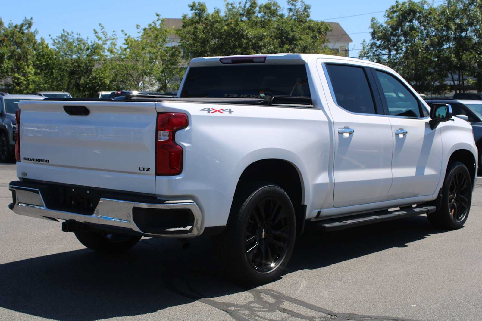Certified 2022 Chevrolet Silverado 1500 LTZ AWD/4WD image 7