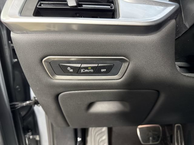 Used 2026 BMW X7 xDrive40i image 15