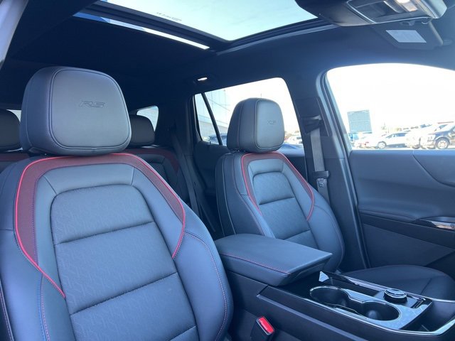 Used 2025 Chevrolet Equinox RS image 26