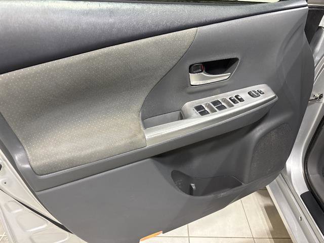 Used 2012 Toyota Prius V Two FWD image 8