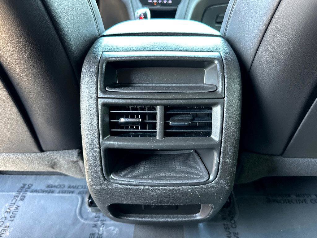 Used 2023 Cadillac XT5 Premium Luxury image 36