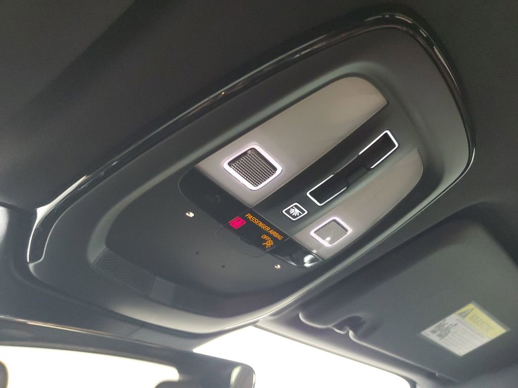 Used 2023 Volvo XC60 B5 Ultimate FWD image 36