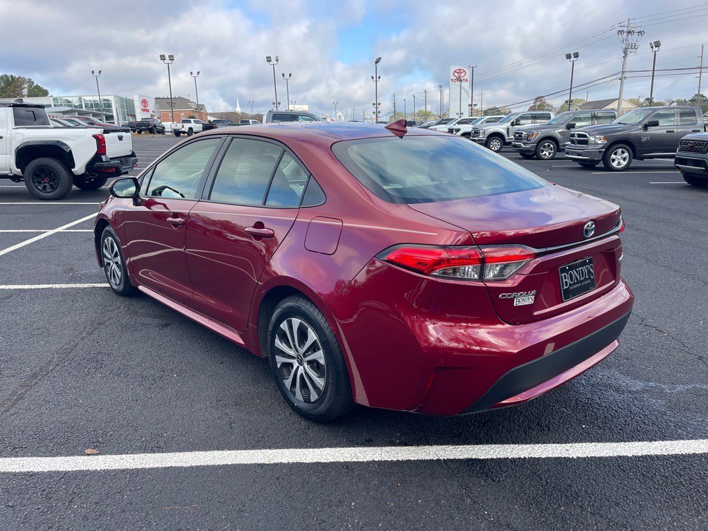 Used 2022 Toyota Corolla LE image 14