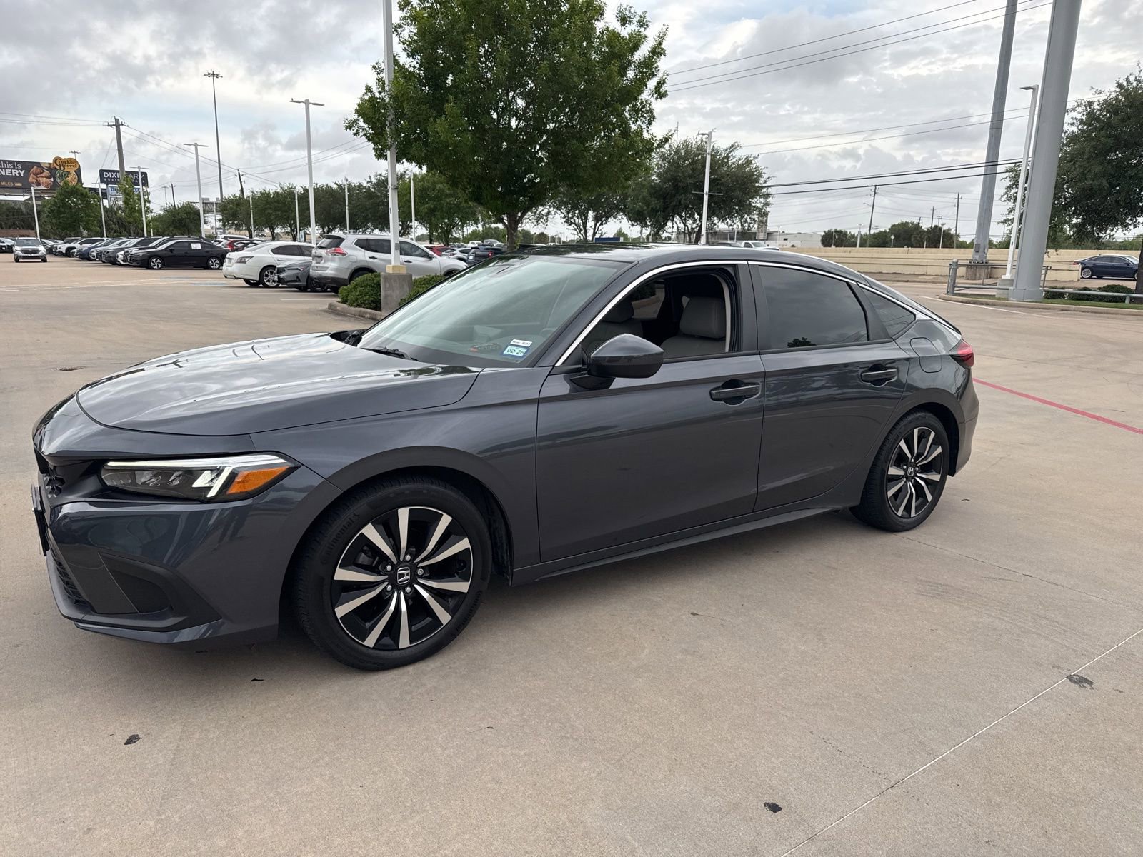 Used 2024 Honda Civic EX-L image 1