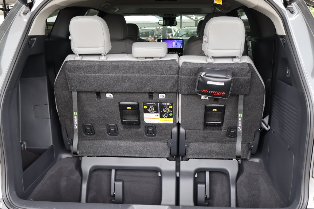 New 2026 Toyota Sienna XLE AWD/4WD image 56