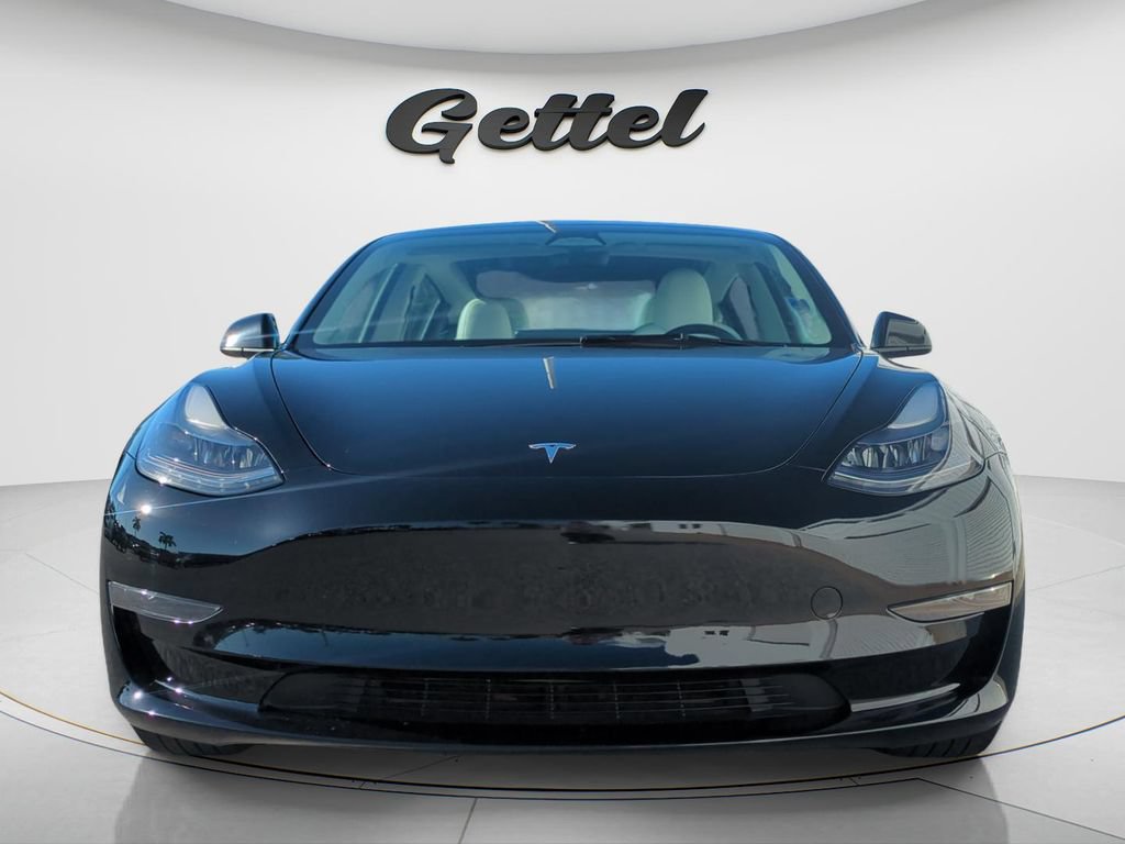 Used 2023 Tesla Model 3 Standard Range RWD image 2