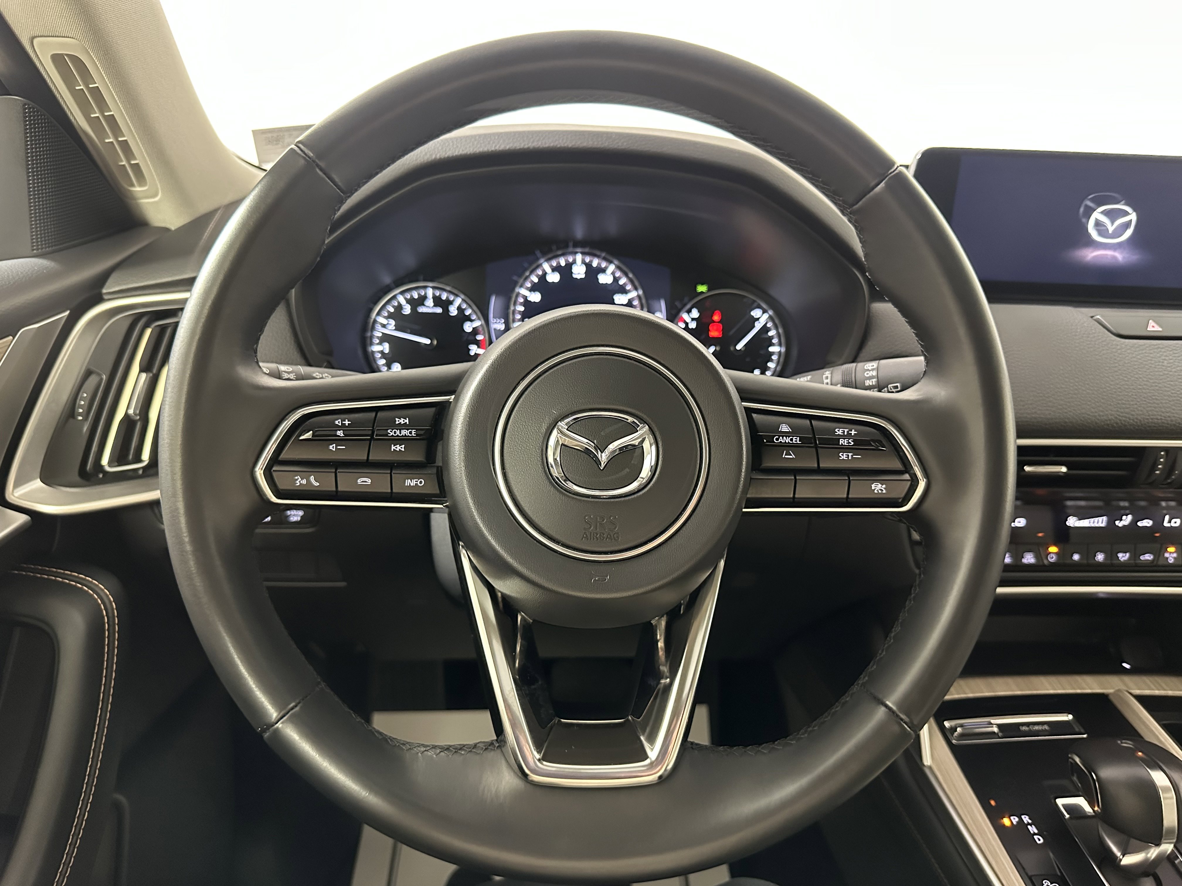 Used 2024 MAZDA CX-90 3.3 Turbo w/ Preferred Plus image 12