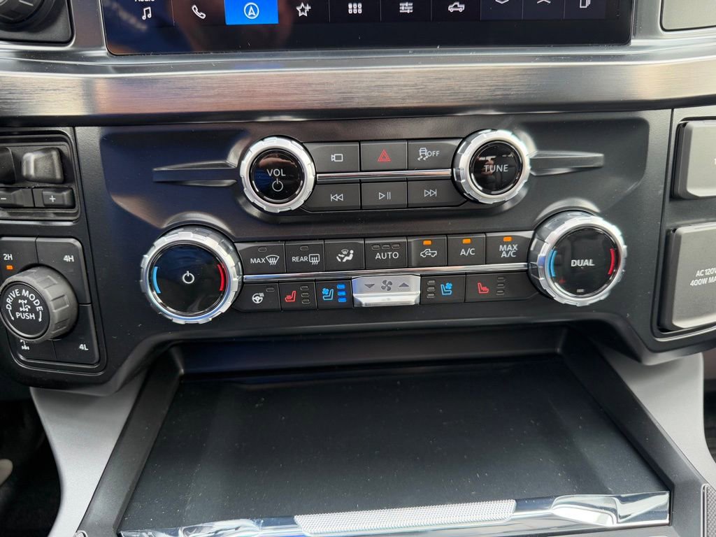 New 2026 Ford F250 Lariat image 32