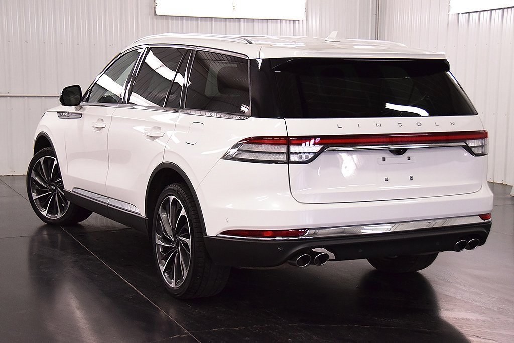 Used 2022 Lincoln Aviator Reserve w/ Equipment Group 201A image 5