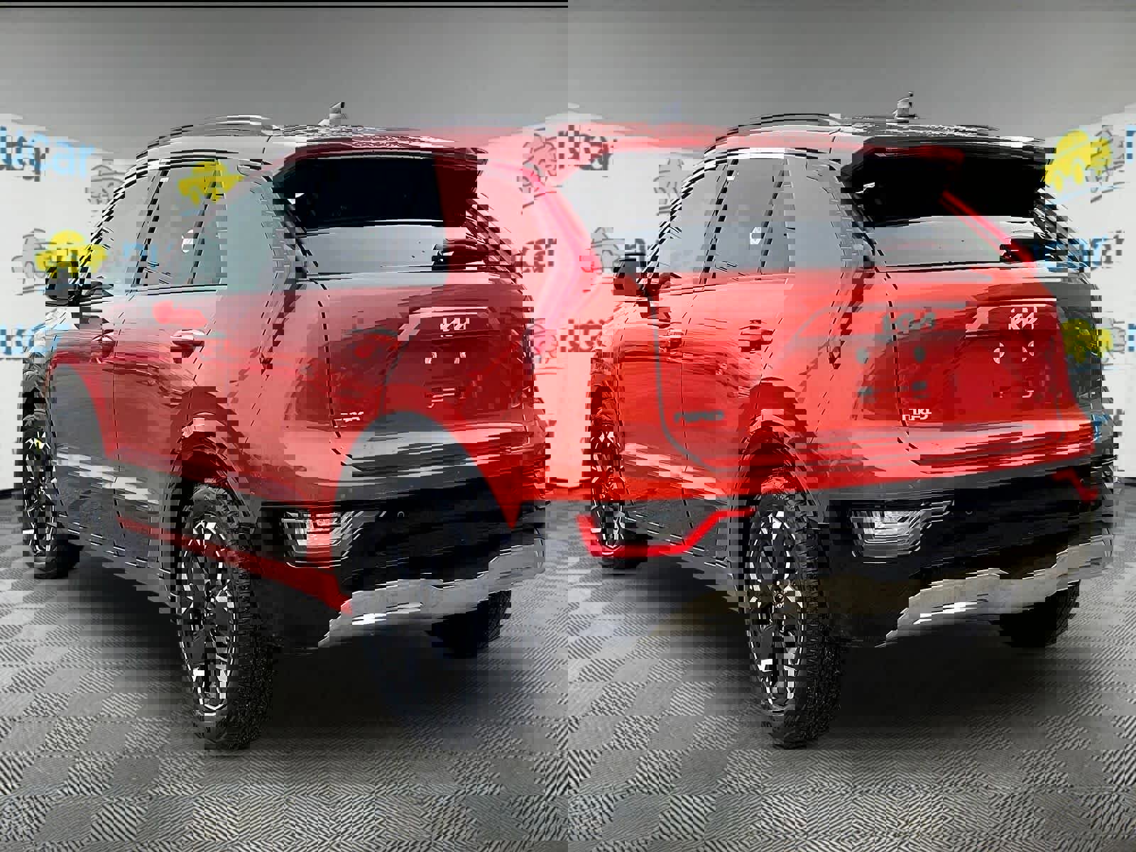 Used 2023 Kia Niro Wave w/ Wave Preserve Package FWD image 4