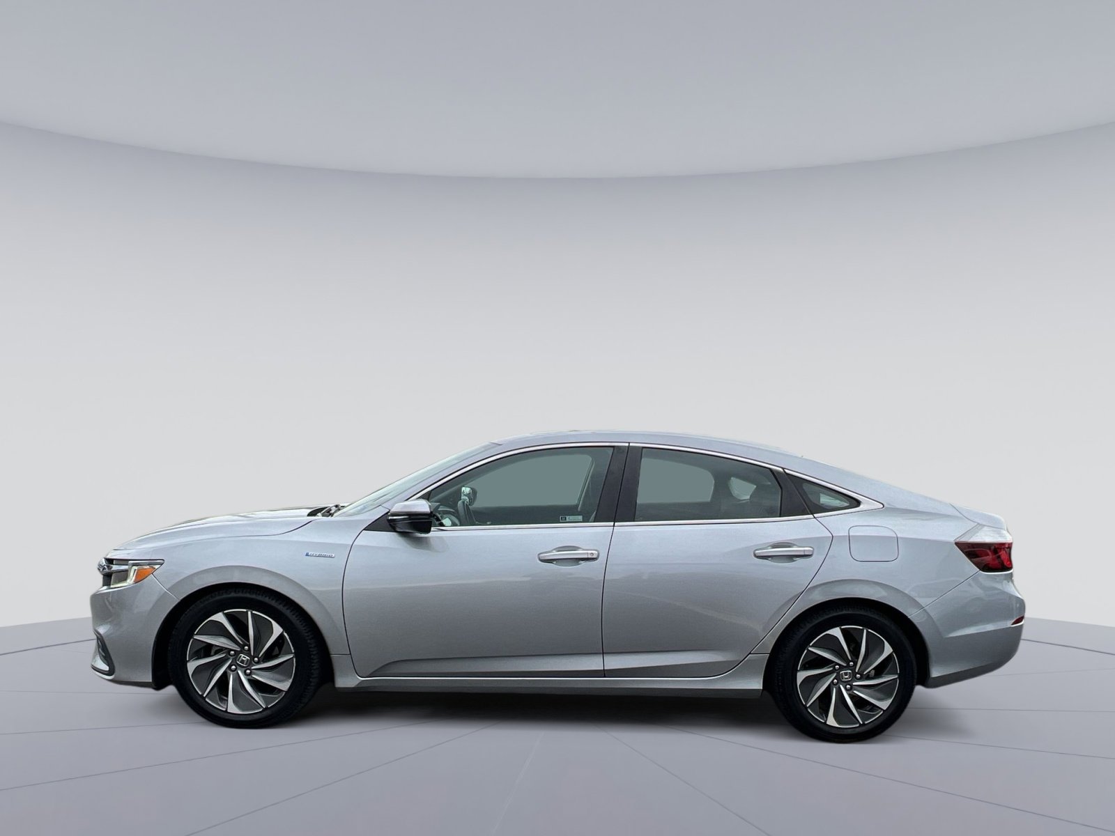 Used 2020 Honda Insight Touring image 2