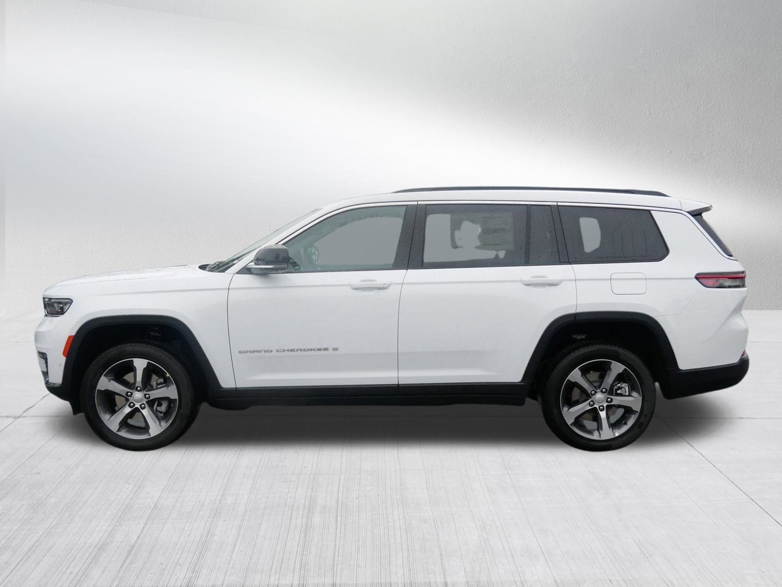 New 2025 Jeep Grand Cherokee L Limited w/ Luxury Tech Group II image 4
