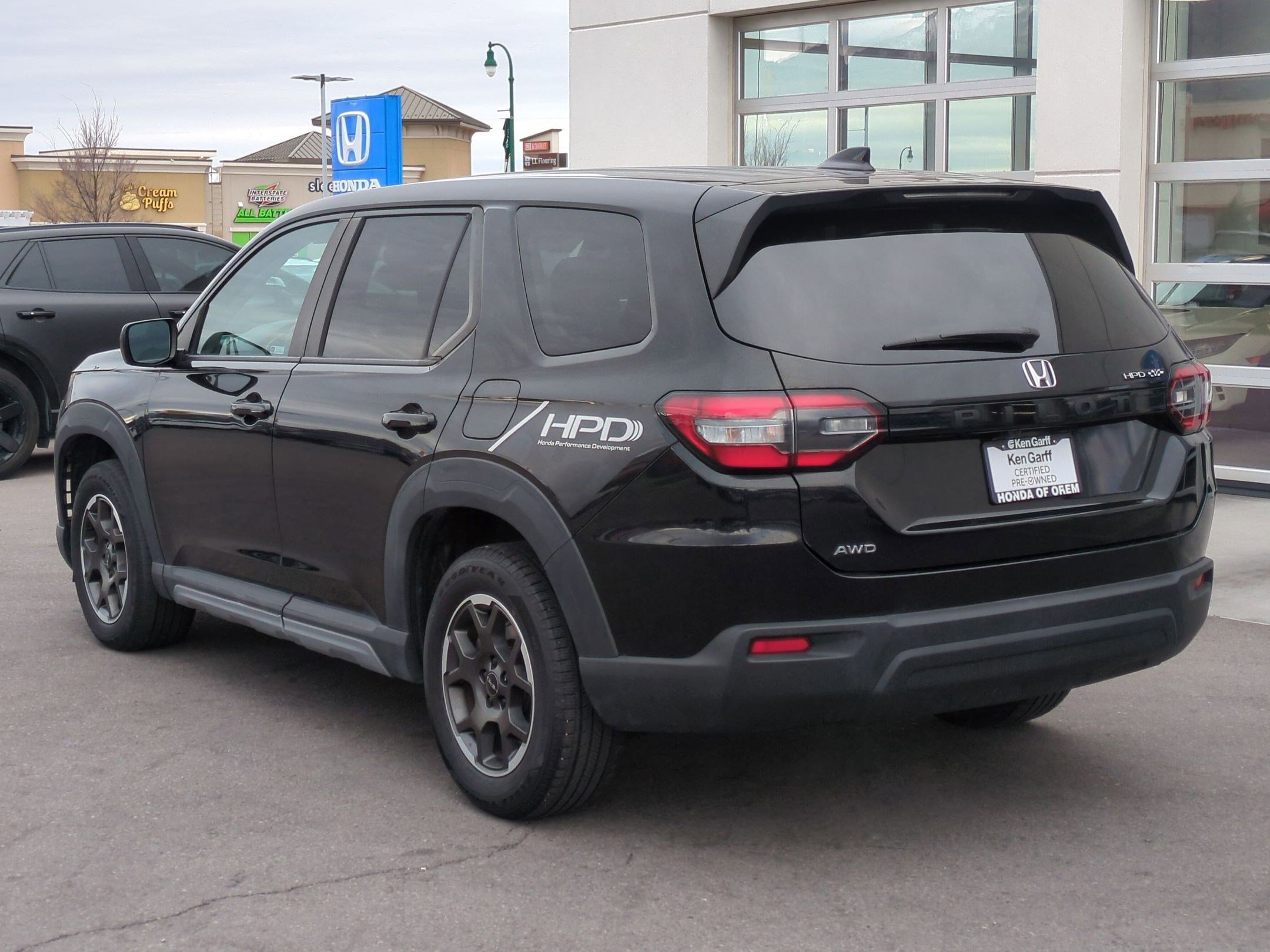 Used 2023 Honda Pilot LX image 9