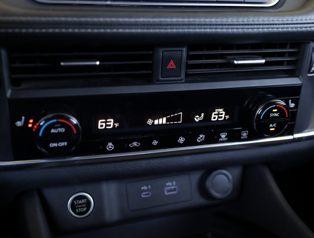 Used 2022 Nissan Rogue S image 14