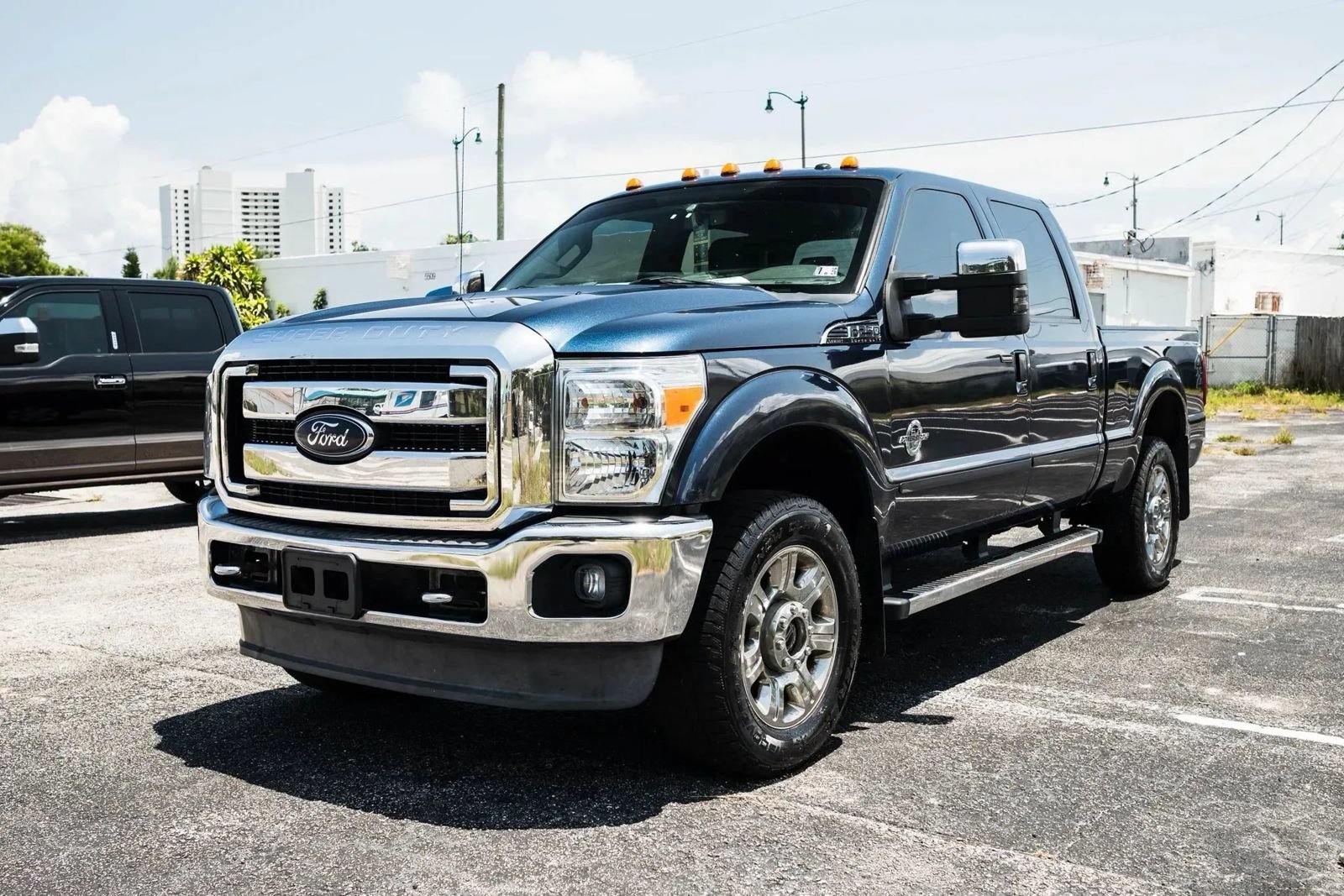 Used 2014 Ford F250 Lariat w/ Chrome Package AWD/4WD image 2