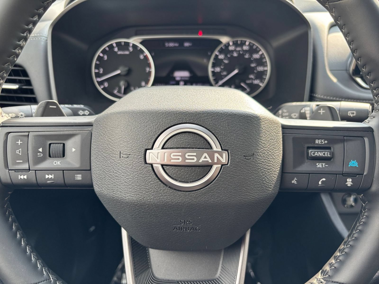 Used 2026 Nissan Rogue SV AWD/4WD image 30