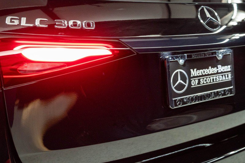 Certified 2026 Mercedes-Benz GLC 300 4MATIC image 9