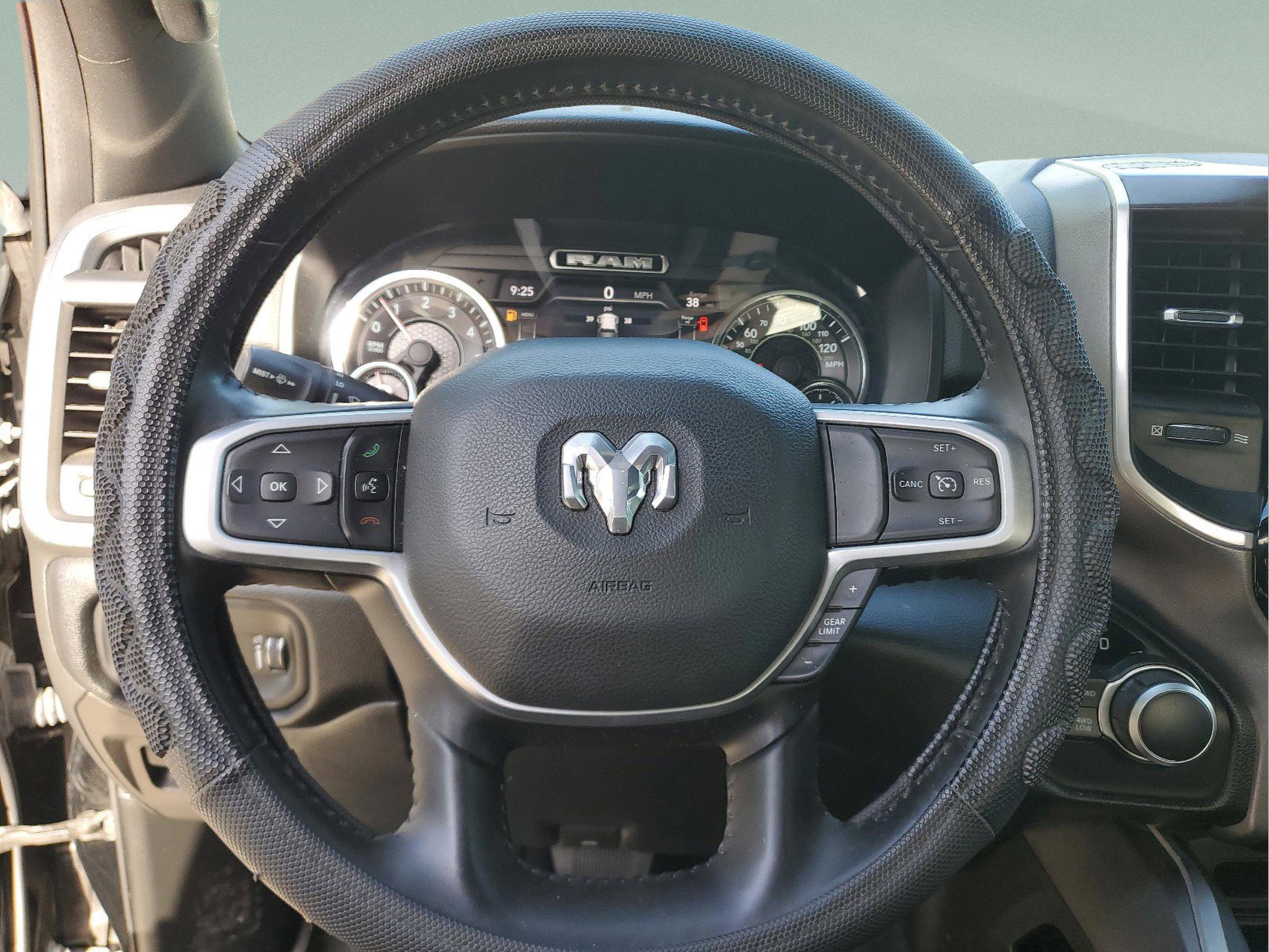 Used 2021 RAM 1500 Big Horn image 16