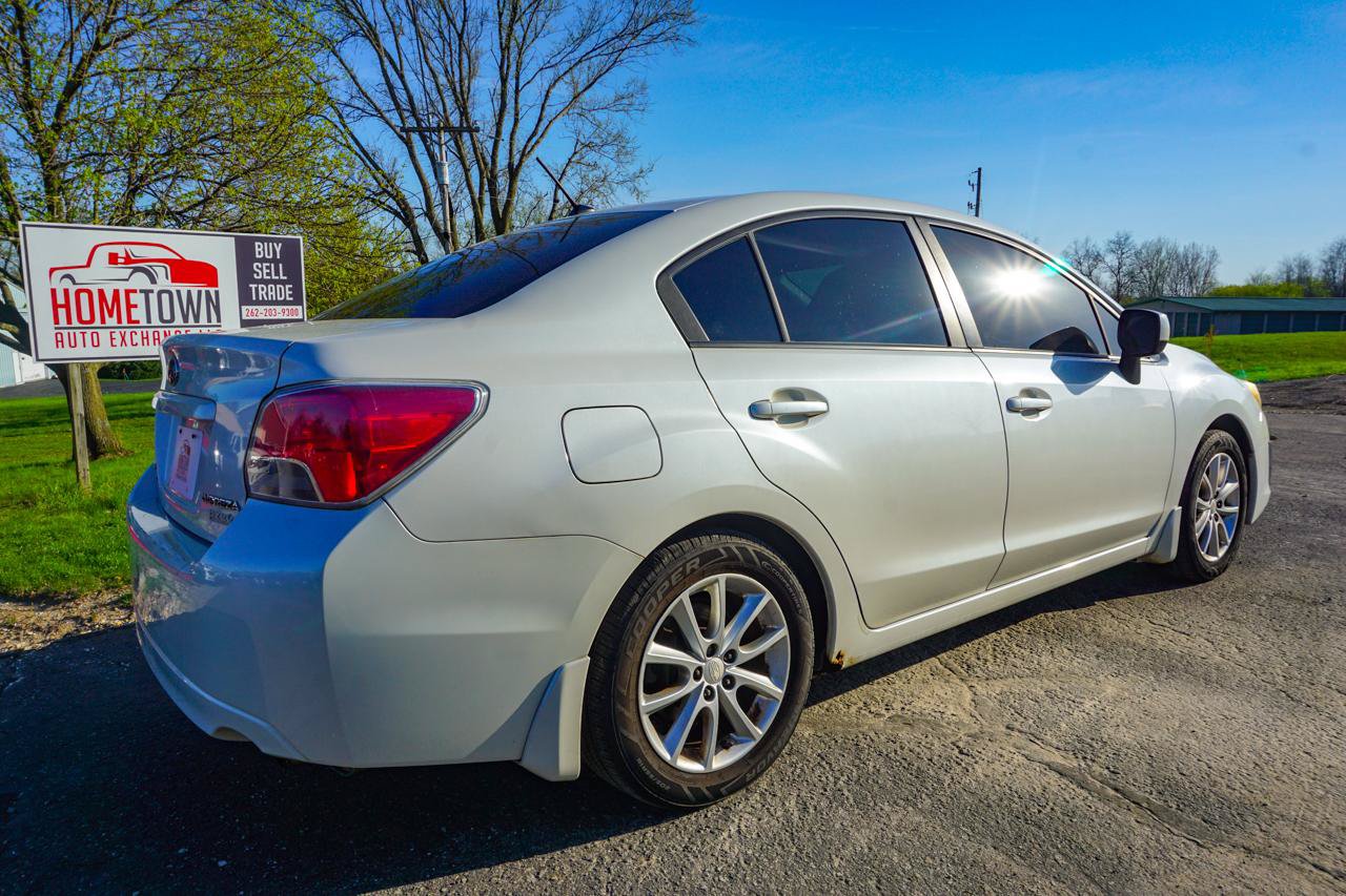 Used 2013 Subaru Impreza 2.0i Premium w/ All-Weather Pkg AWD/4WD image 3
