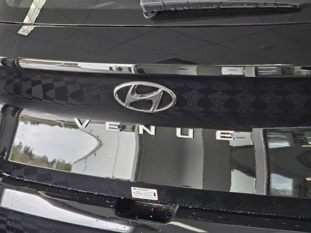 New 2026 Hyundai Venue SEL image 14