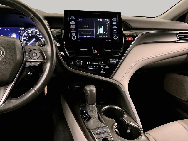 Used 2022 Toyota Camry SE AWD/4WD image 6