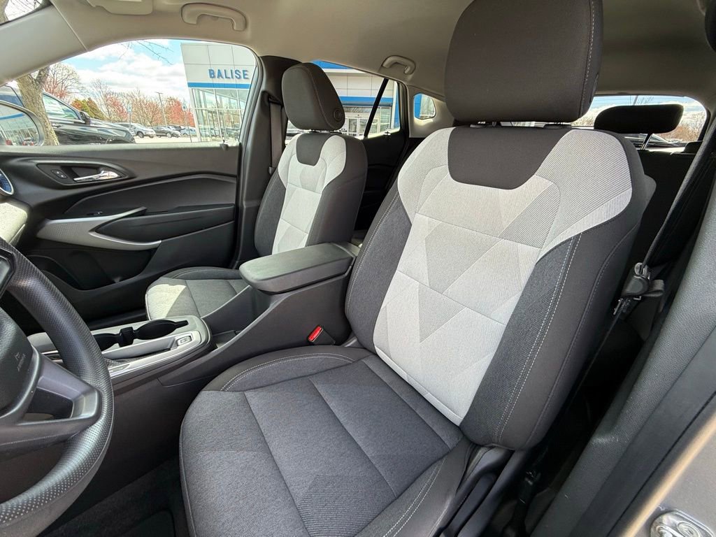 Used 2024 Chevrolet Trax LS FWD image 22