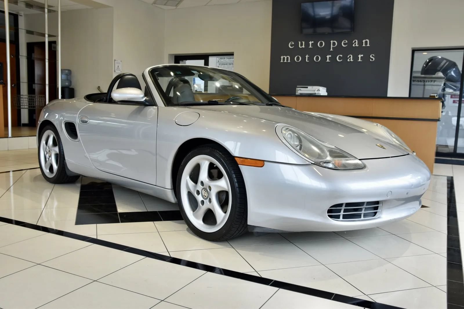 Used 2001 Porsche Boxster RWD image 7