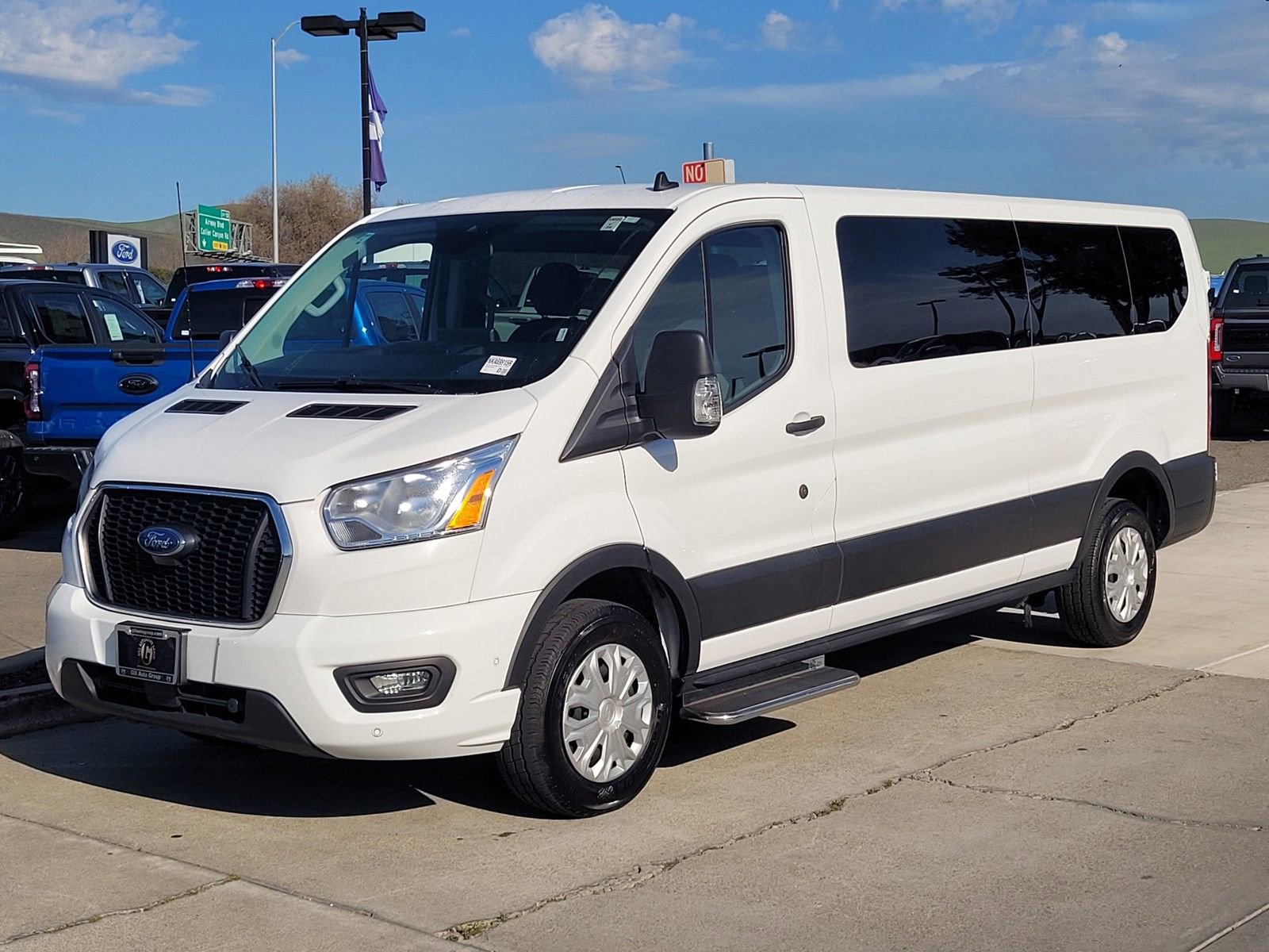Used 2022 Ford Transit 350 XLT image 8