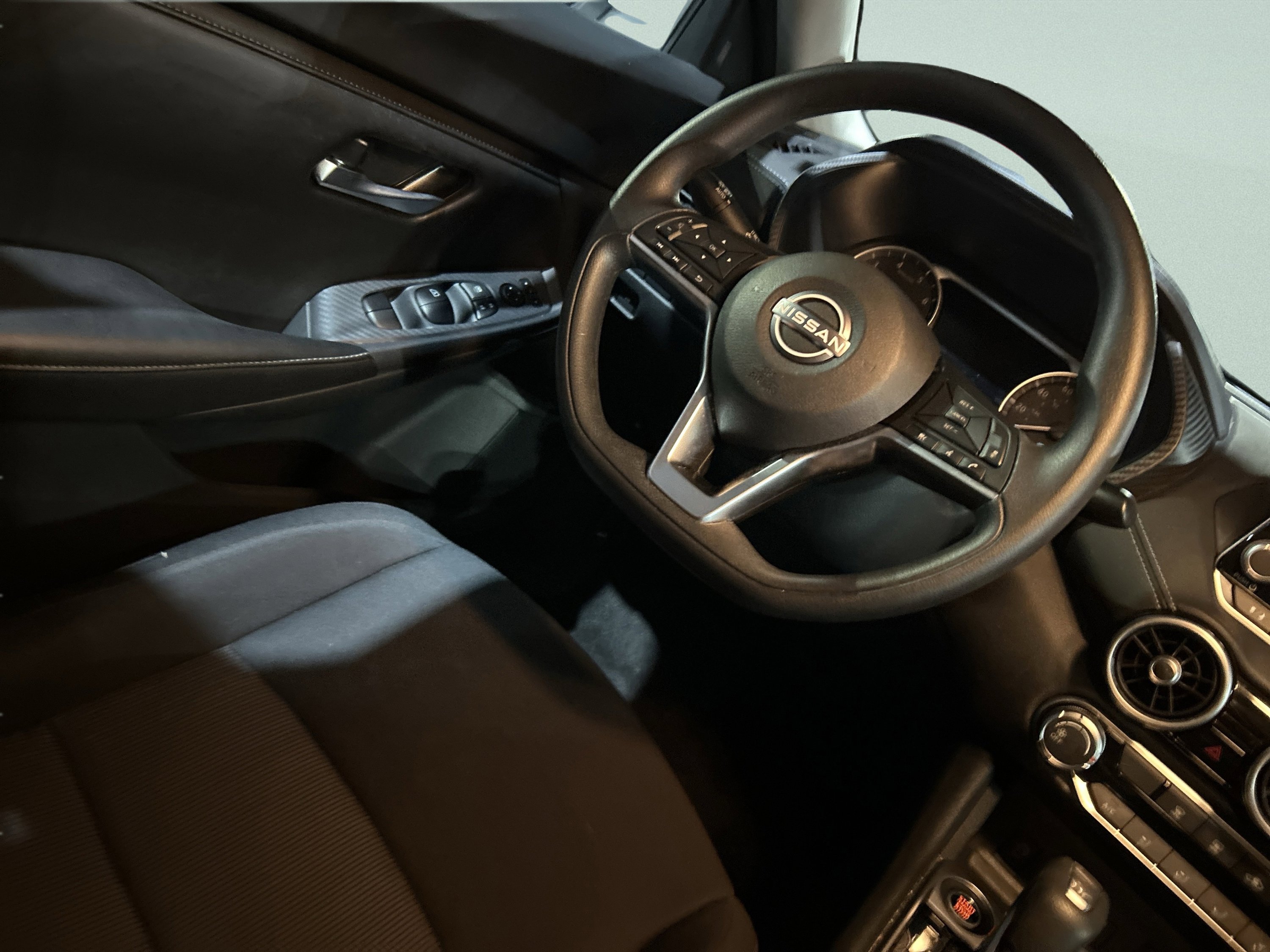 Used 2024 Nissan Sentra SV image 18