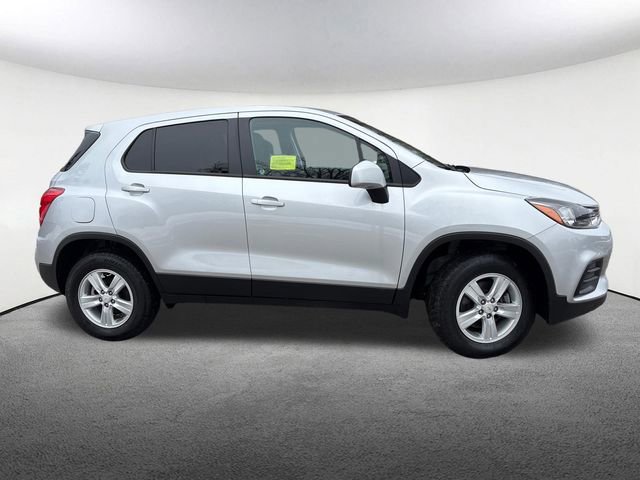 Used 2021 Chevrolet Trax LS w/ Tint and Cruise Package image 14