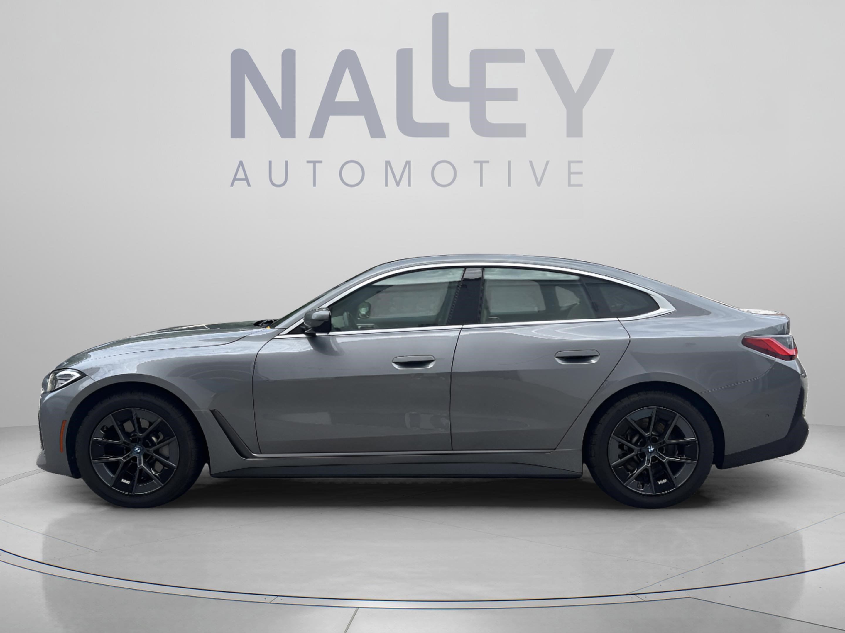 Used 2023 BMW i4 eDrive35 RWD image 4