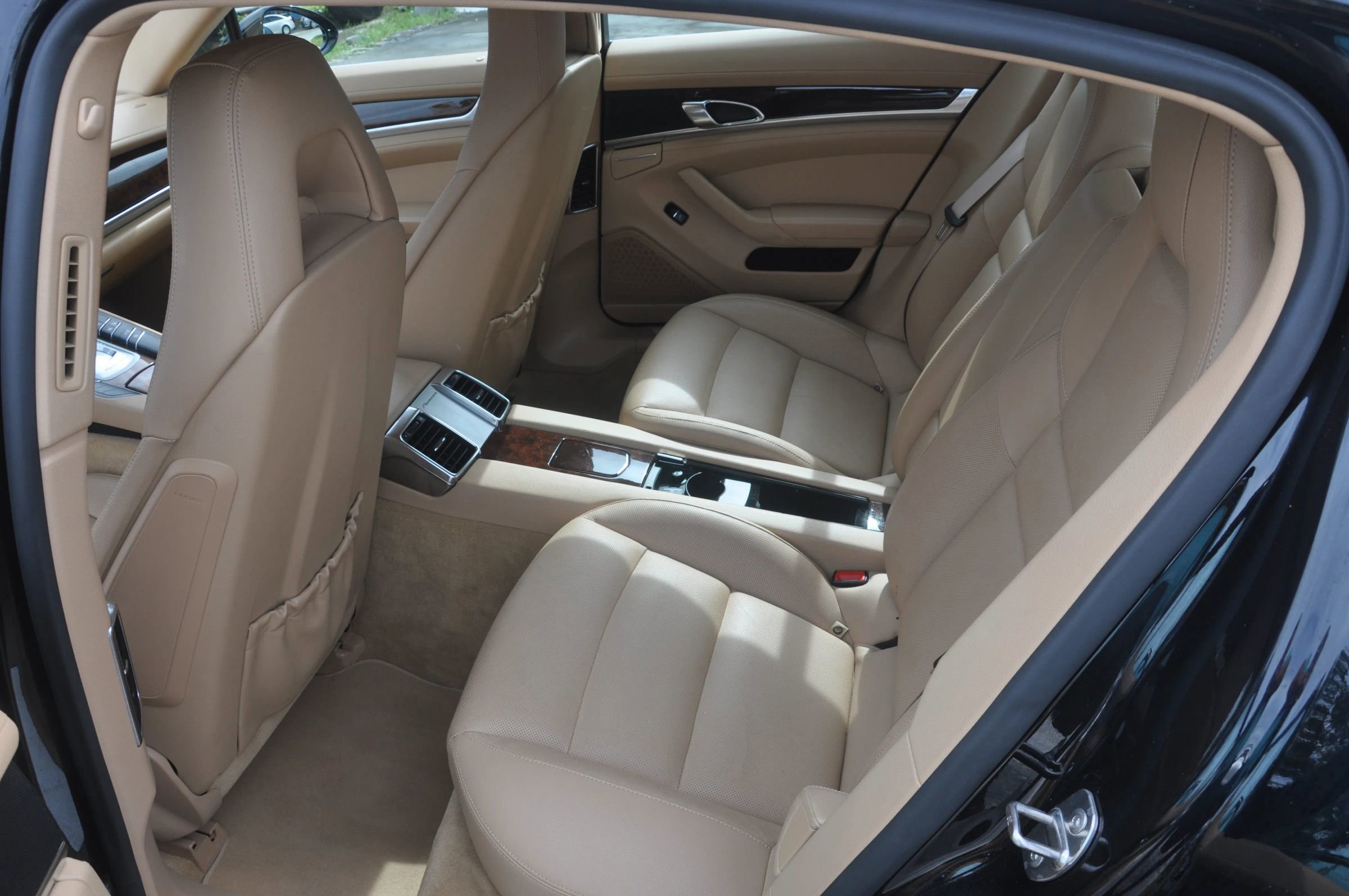 Used 2013 Porsche Panamera 4S image 17