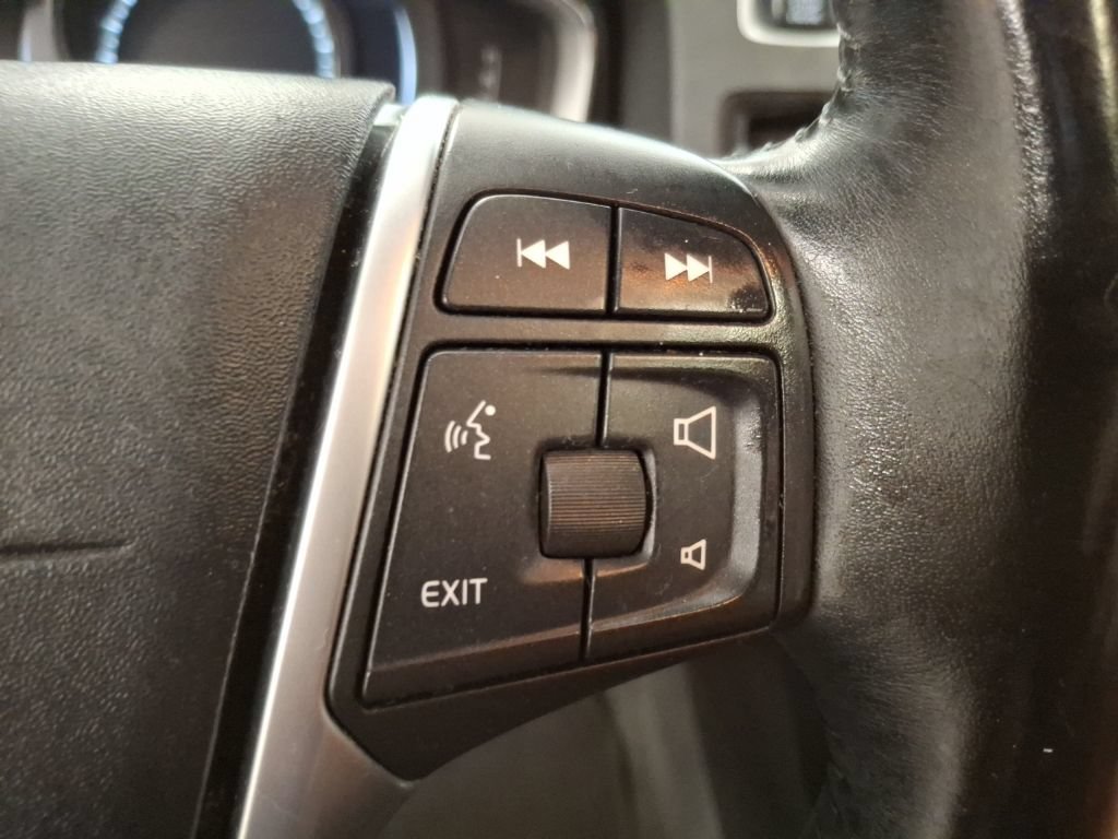 Used 2018 Volvo S60 T5 Inscription AWD/4WD image 19