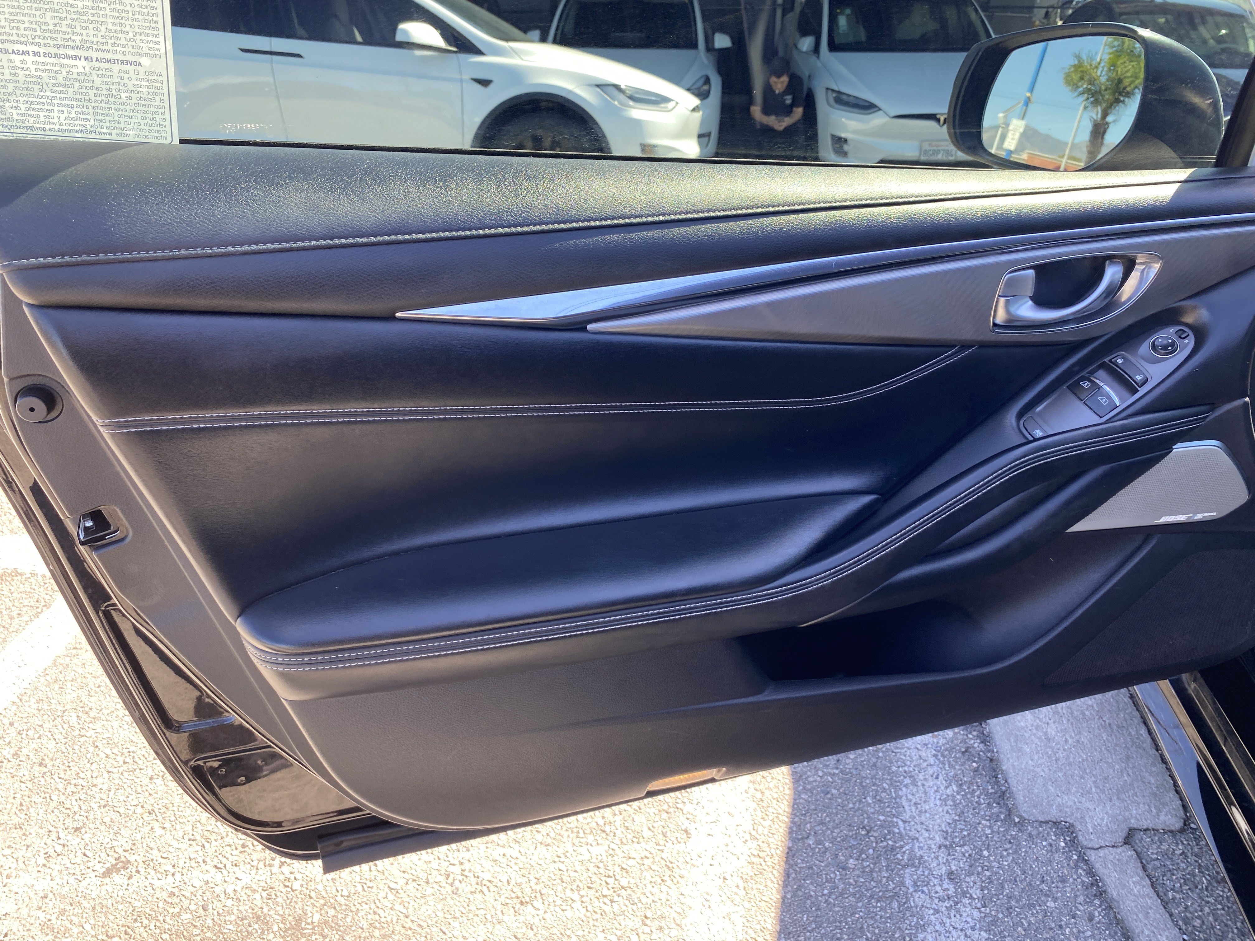 Used 2019 INFINITI Q60 3.0t Luxe RWD image 12