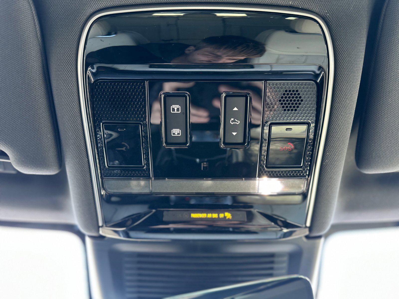 Used 2023 Land Rover Range Rover SE image 37