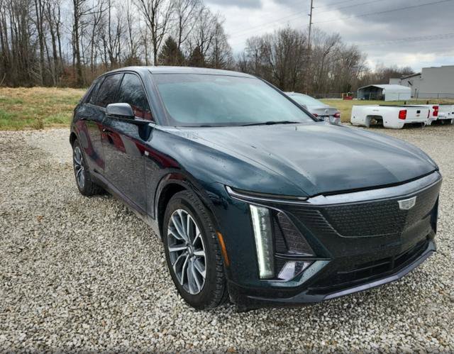 Used 2024 Cadillac Lyriq Sport image 6