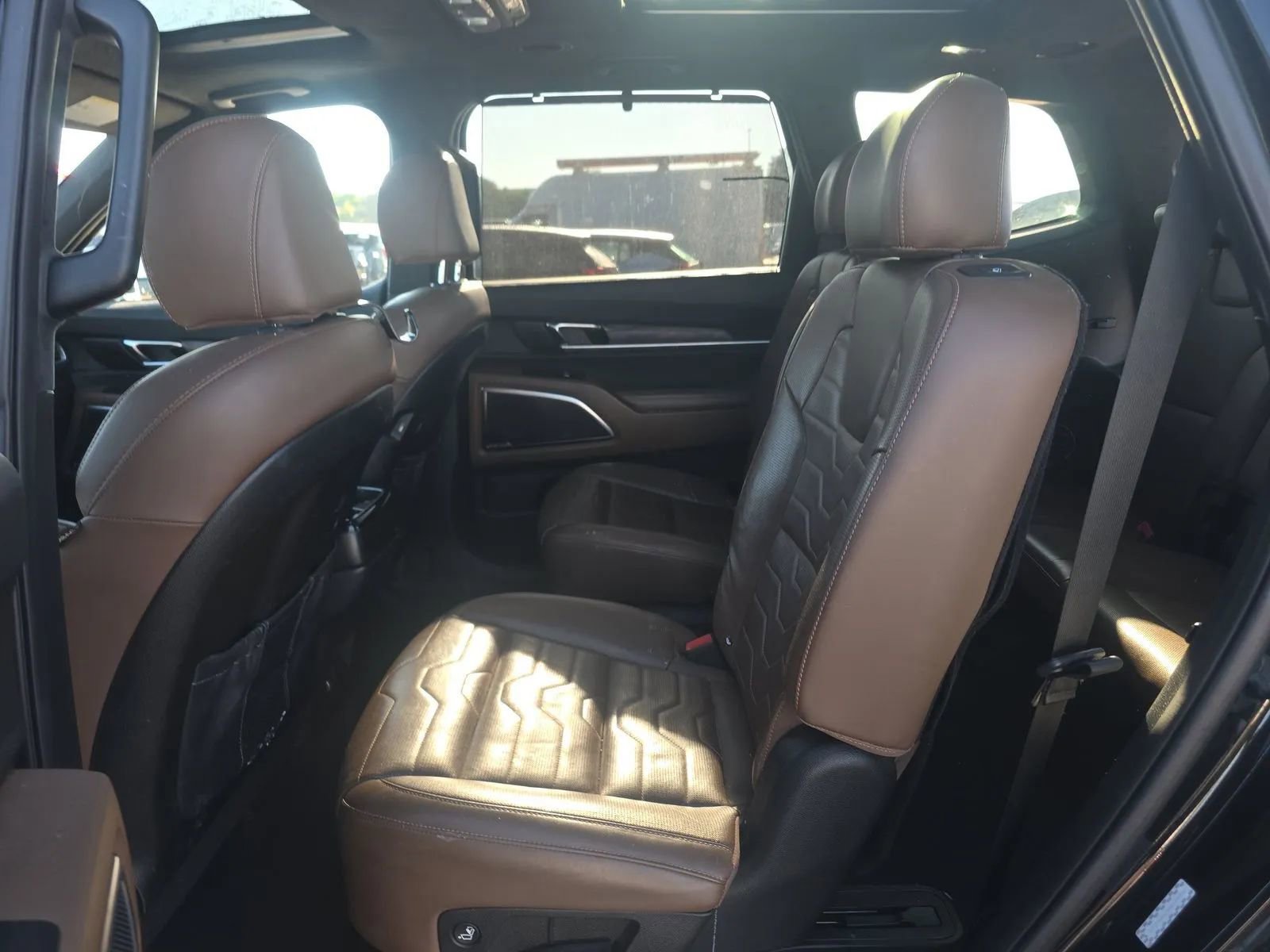 Used 2021 Kia Telluride SX w/ SX Prestige Package AWD/4WD image 9