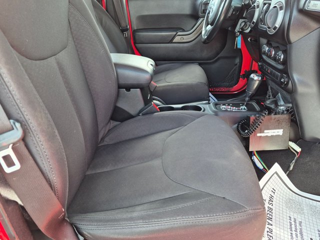 Used 2013 Jeep Wrangler Unlimited Sport AWD/4WD image 18