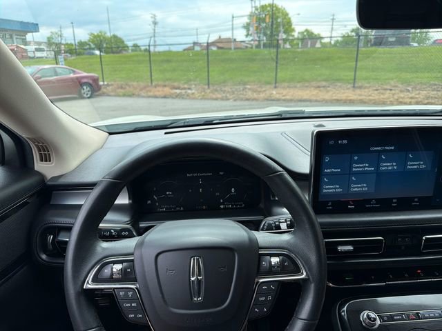 Used 2022 Lincoln Nautilus AWD image 35