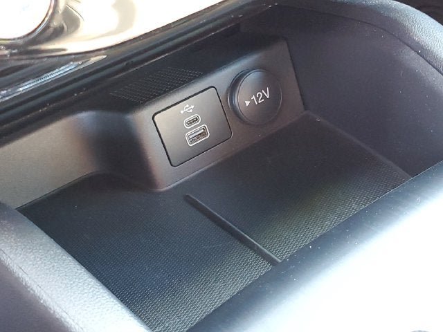 Used 2025 Ford Escape ST-Line w/ Tech Pack #1 AWD/4WD image 18