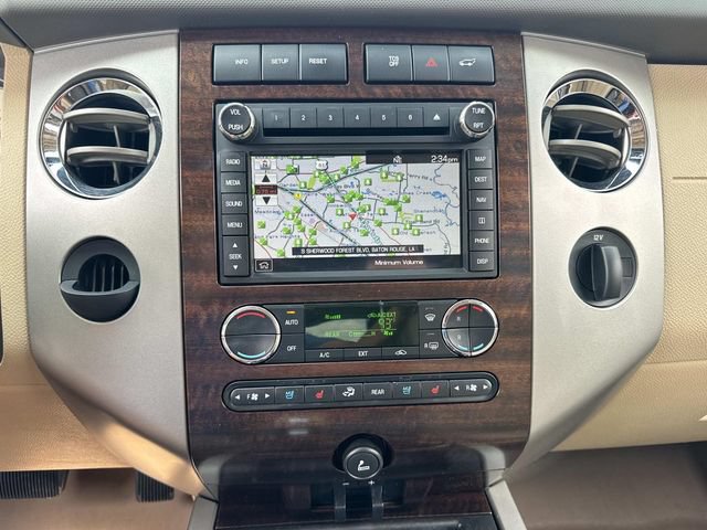 Used 2014 Ford Expedition XLT w/ Equipment Group 202A RWD image 25