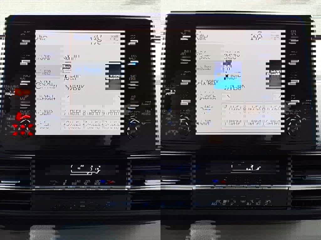 Used 2021 Toyota Sienna LE w/ LE Plus Package image 11