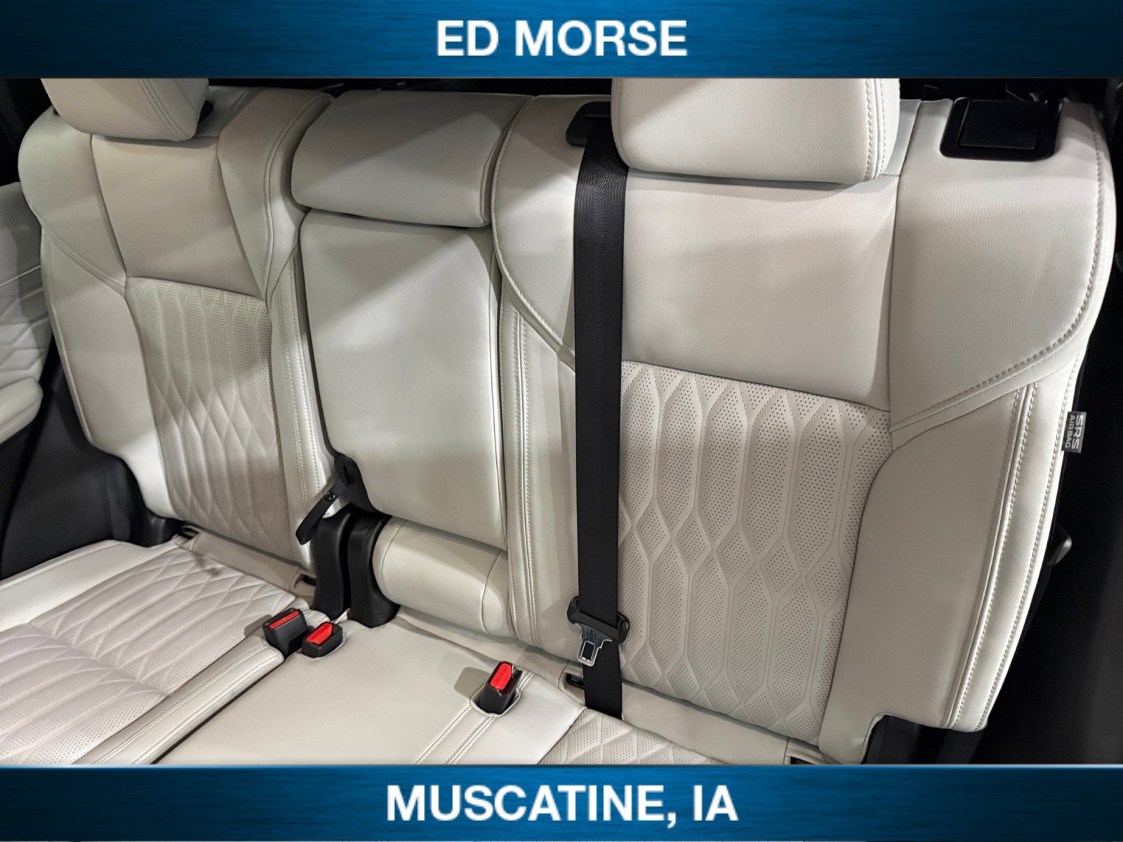 Used 2025 Mitsubishi Outlander SEL image 13