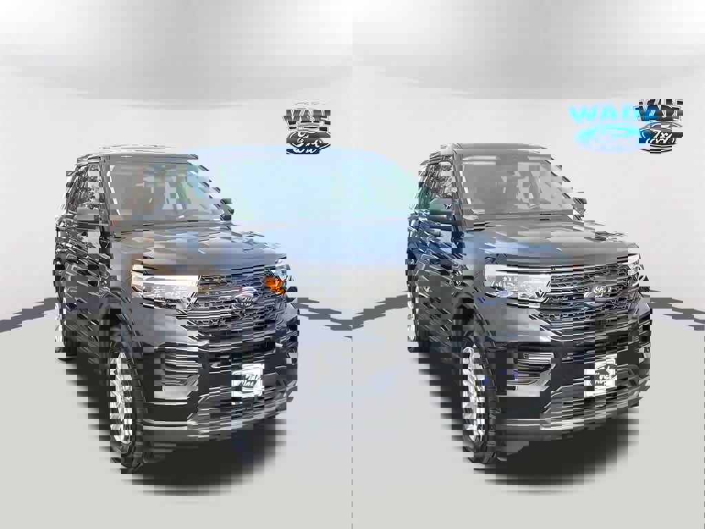 Certified 2024 Ford Explorer 2WD image 3