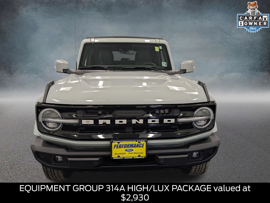 Used 2024 Ford Bronco Outer Banks AWD/4WD image 2