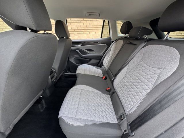 Used 2025 Volkswagen Tiguan S AWD/4WD image 15