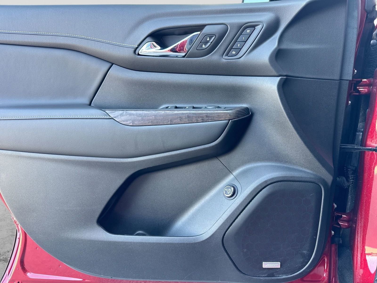 Used 2023 GMC Acadia Denali w/ Denali Ultimate Package image 36