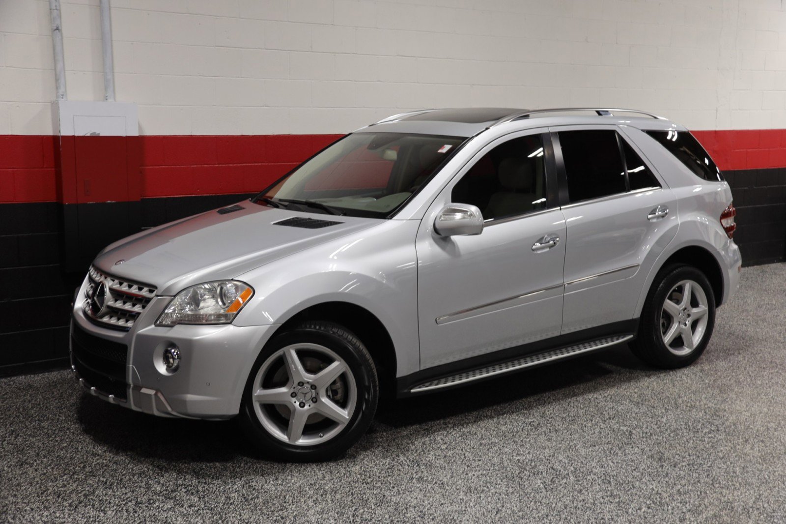 Used 2009 Mercedes-Benz ML 550 4MATIC image 19