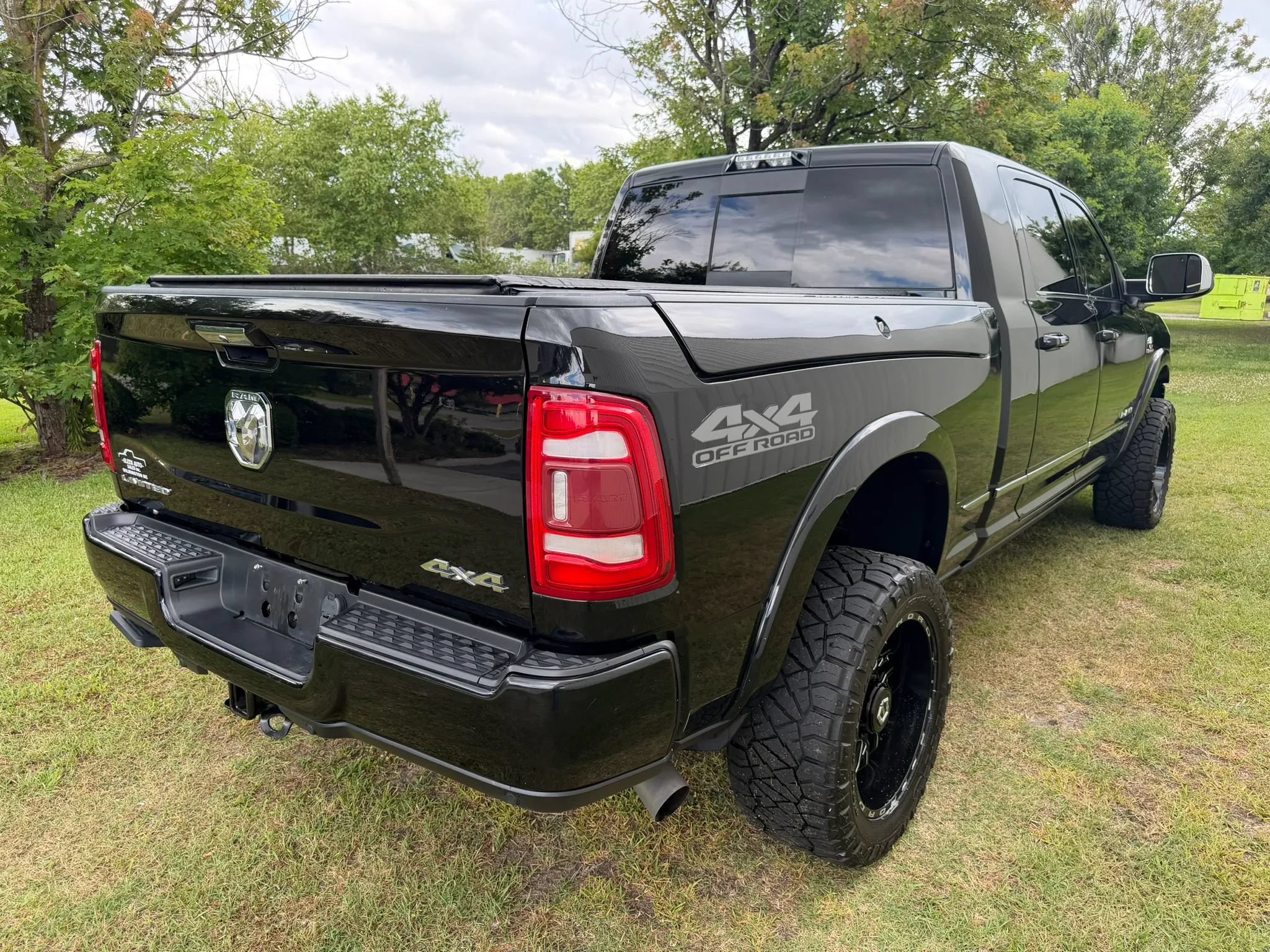 Used 2019 RAM 2500 Limited AWD/4WD image 12